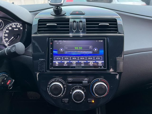 NISSAN日產 TIIDA  第14張相片