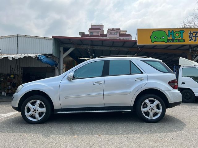 M-BENZ賓士 ML320  第9張相片