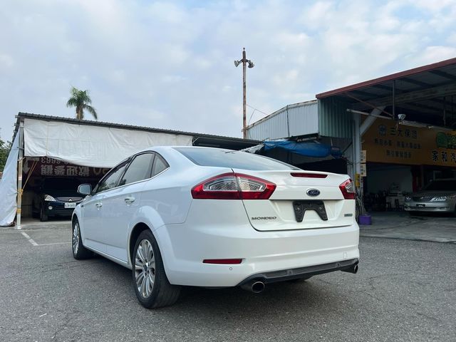 FORD福特 MONDEO  第8張相片