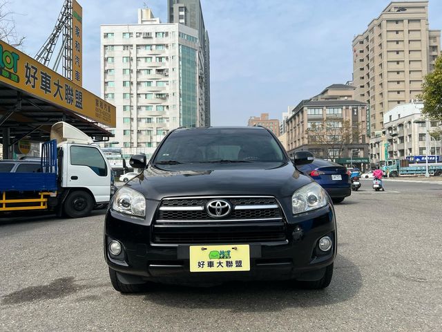 TOYOTA豐田 RAV4  第3張相片