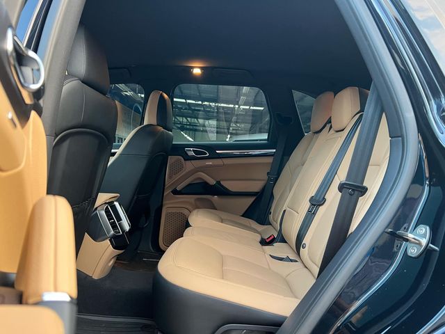PORSCHE保時捷 CAYENNE  第8張相片