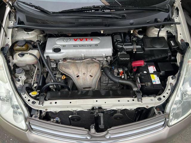 TOYOTA豐田 WISH  第6張相片