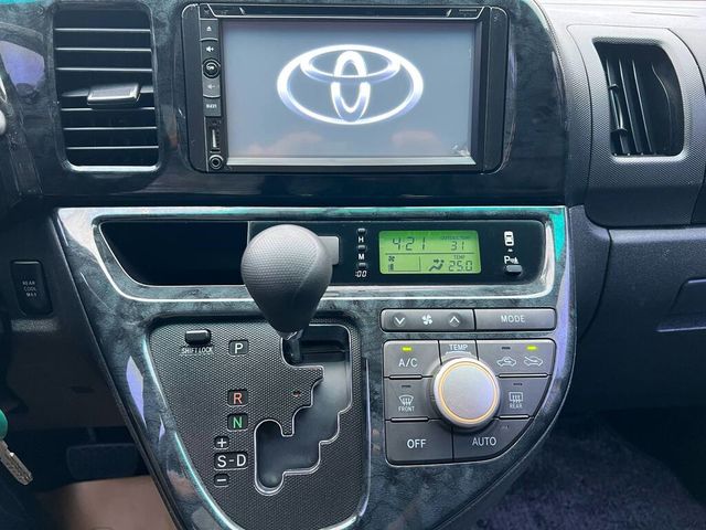 TOYOTA豐田 WISH  第7張相片