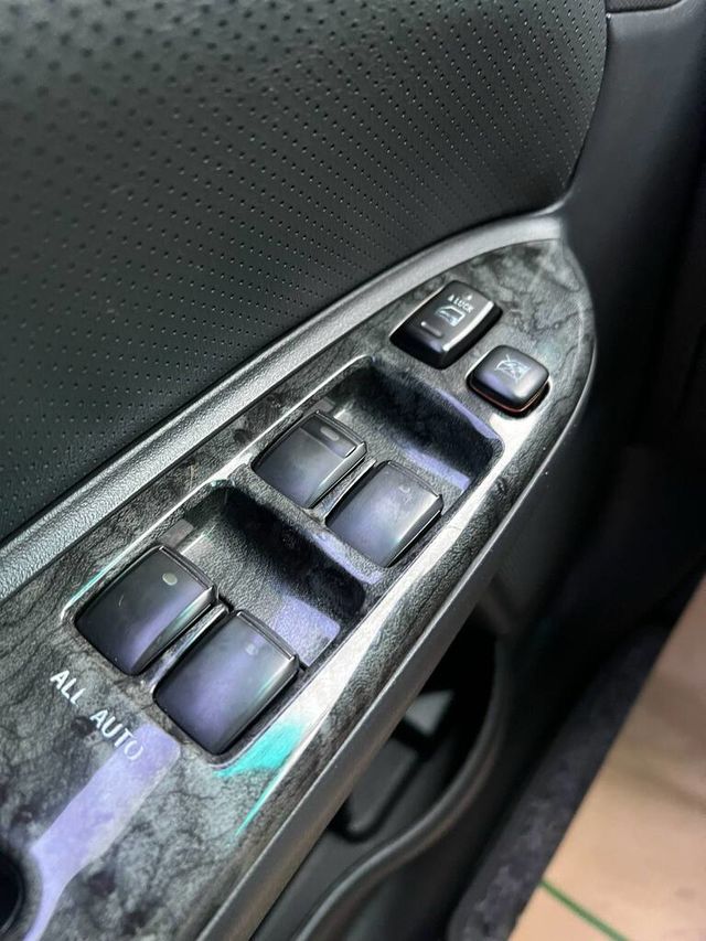 TOYOTA豐田 WISH  第10張相片