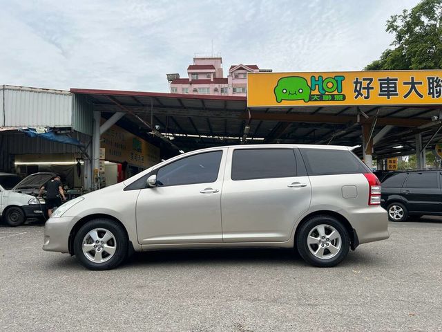 TOYOTA豐田 WISH  第16張相片