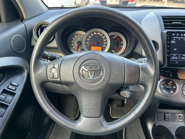 TOYOTA豐田 RAV4  第9張相片