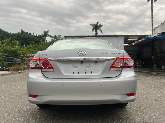 TOYOTA豐田 ALTIS  第4張相片