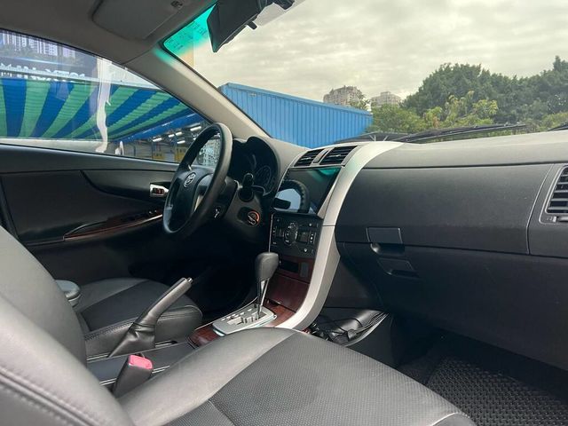 TOYOTA豐田 ALTIS  第11張相片