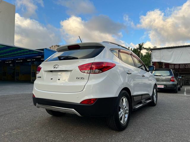 HYUNDAI現代 IX35  第11張相片