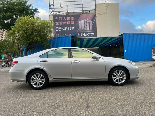 LEXUS凌志 ES240  第17張相片