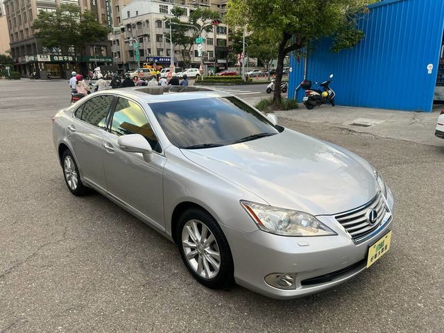 LEXUS凌志 ES240  第18張相片