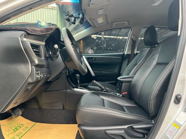 TOYOTA豐田 ALTIS  第14張相片