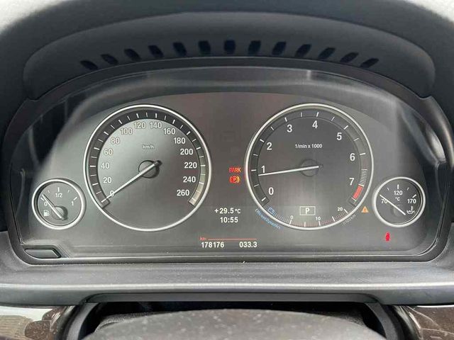 BMW寶馬 520I  第6張相片