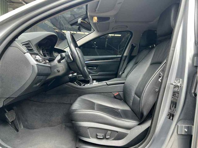 BMW寶馬 520I  第12張相片