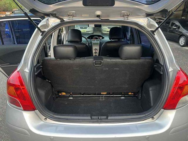 TOYOTA豐田 YARIS  第14張相片