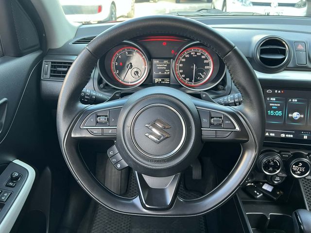 SUZUKI鈴木 SWIFT  第11張相片