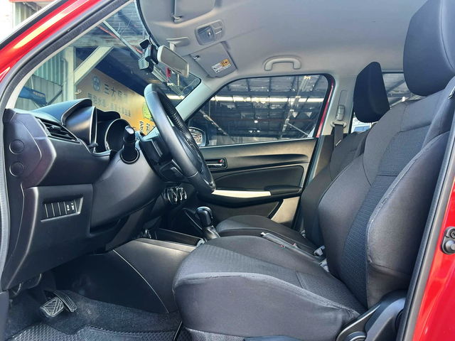SUZUKI鈴木 SWIFT  第16張相片