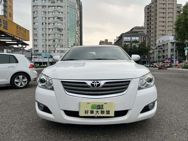 TOYOTA豐田 CAMRY  第3張相片