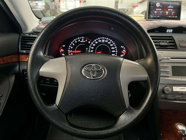 TOYOTA豐田 CAMRY  第6張相片