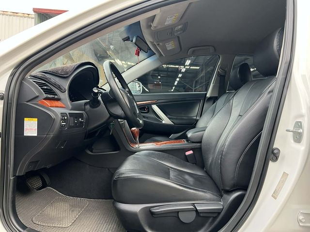TOYOTA豐田 CAMRY  第10張相片