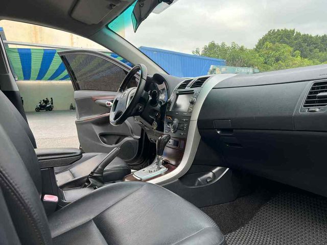 TOYOTA豐田 ALTIS  第17張相片