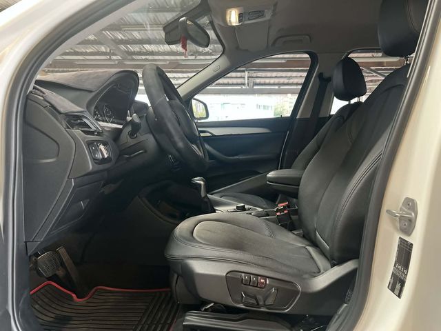 BMW寶馬 X1  第11張相片