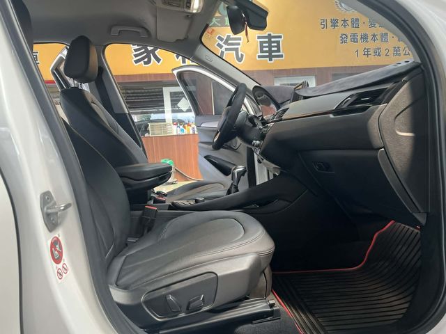 BMW寶馬 X1  第13張相片