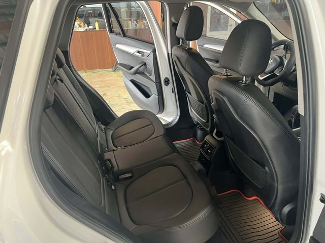 BMW寶馬 X1  第15張相片