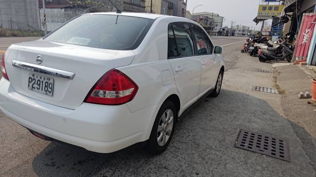 NISSAN日產 TIIDA  第5張相片