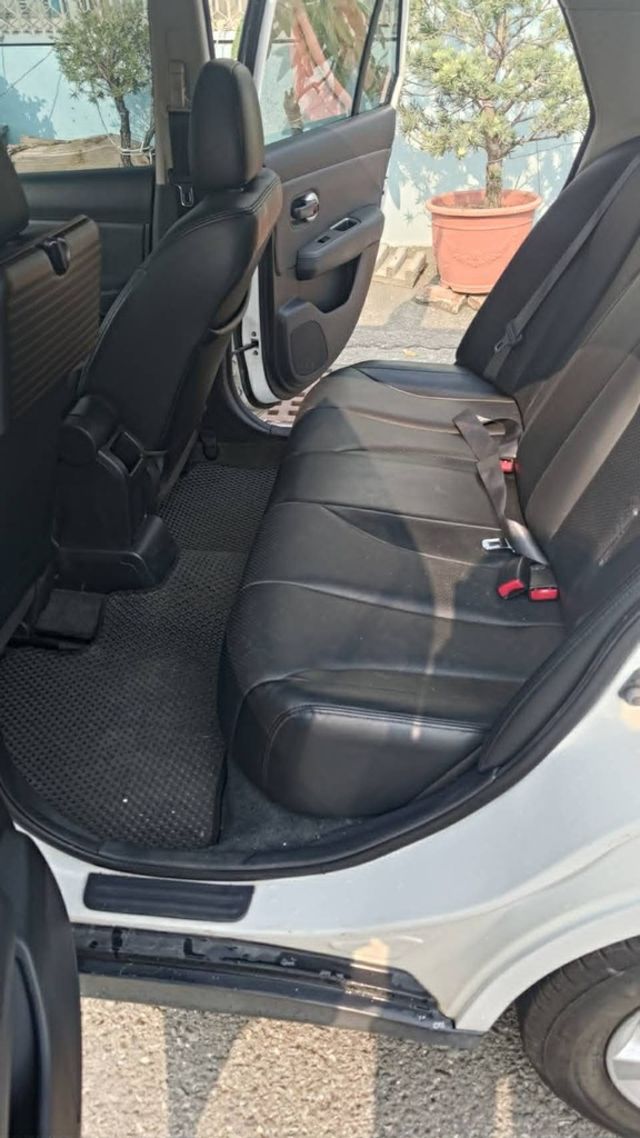 NISSAN日產 TIIDA  第7張相片