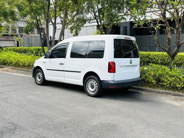 VOLKSWAGEN福斯 CADDY  第2張相片
