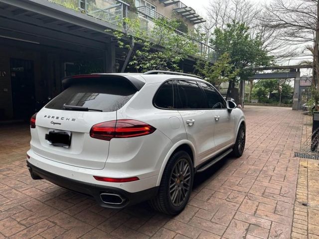 Porsche保時捷 Cayenne   第2張相片