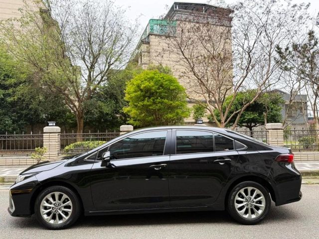Toyota ALTIS  第3張相片