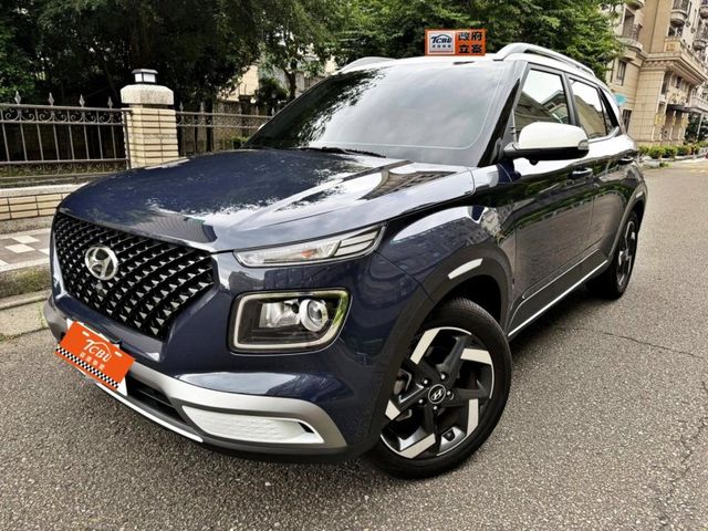 Hyundai Venue  第1張相片