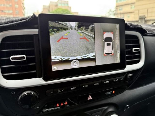 Hyundai Venue  第9張相片
