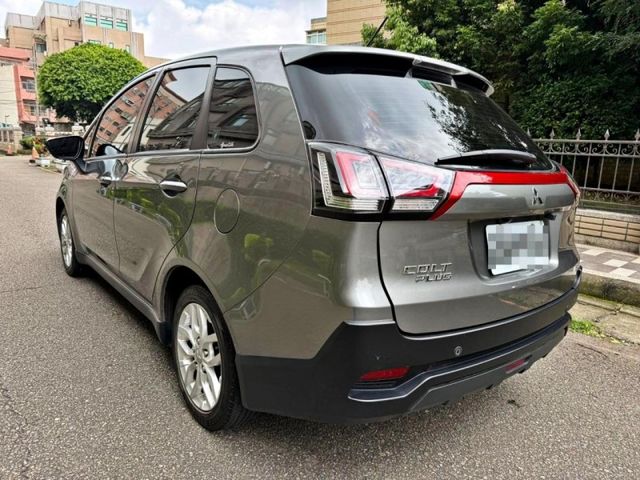 中華 COLT PLUS 頂級 市區小幫手 免鑰啟閉 電動尾門 一手車  第2張相片