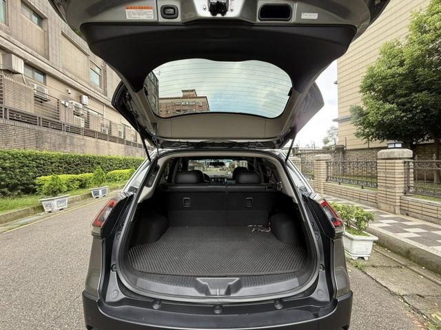 中華 COLT PLUS 頂級 市區小幫手 免鑰啟閉 電動尾門 一手車  第5張相片