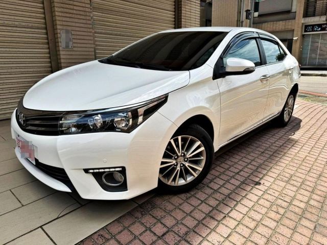 豐田 2016年 ALTIS  豪華S+ 免鑰啟閉 大螢幕  第2張相片