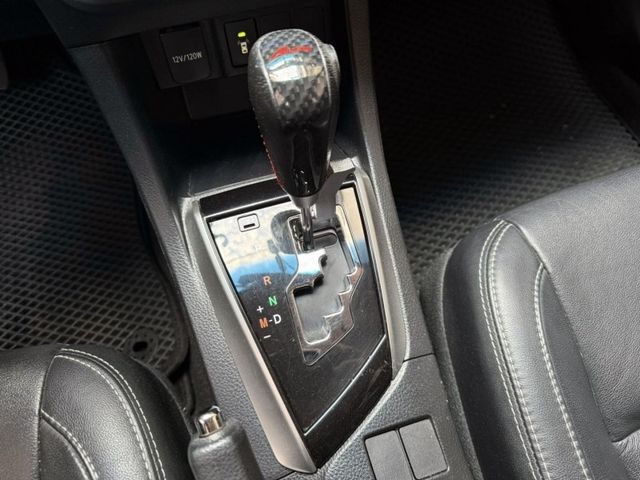 豐田 2016年 ALTIS  豪華S+ 免鑰啟閉 大螢幕  第9張相片
