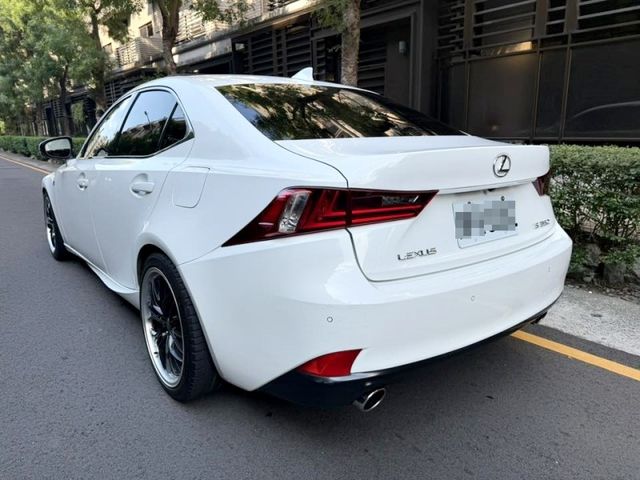 Lexus IS  第2張相片