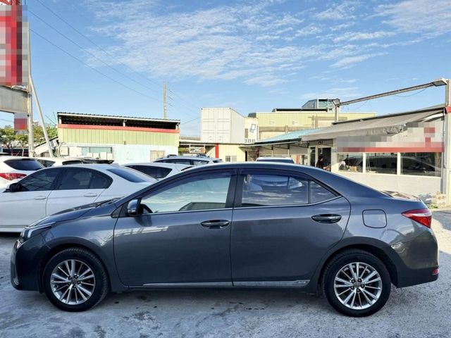 Toyota ALTIS  第5張相片