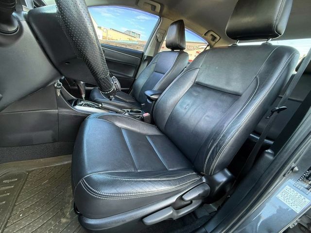 Toyota ALTIS  第7張相片