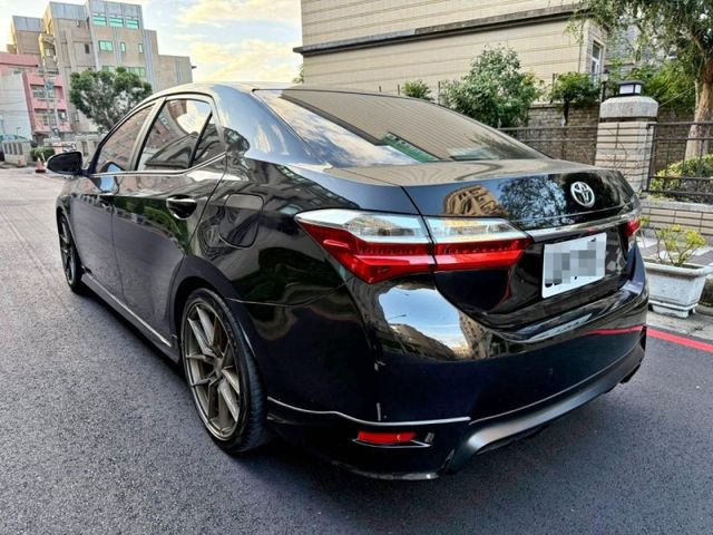 Toyota ALTIS  第5張相片