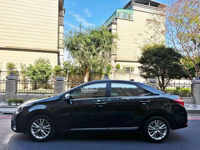 Toyota ALTIS  第6張相片