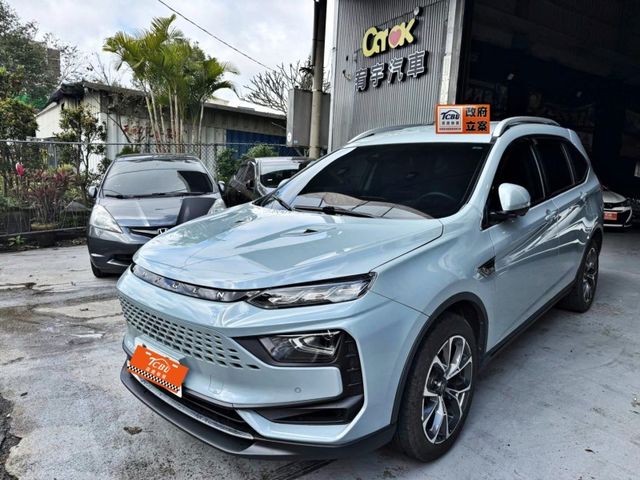 Luxgen URX  第4張相片