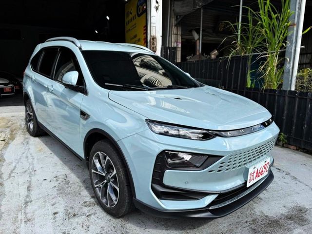 Luxgen URX  第6張相片