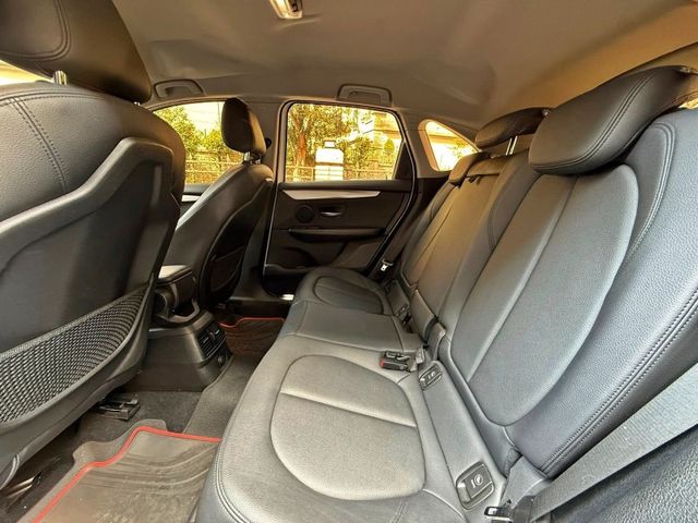 BMW/ 寶馬 218i  第8張相片