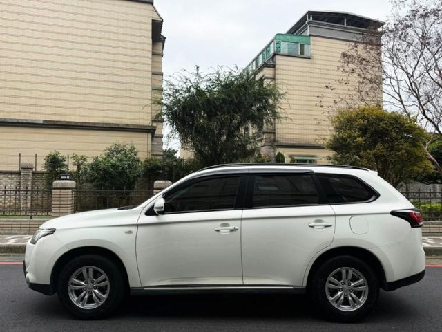 Mitsubishi Outlander  第6張相片