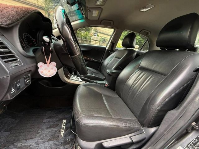Toyota ALTIS  第1張相片