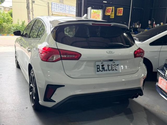 福特 2020年 Focus 1.5 ST-Line Lommel 渦輪增壓 里程8萬  第2張相片